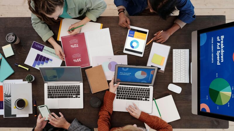 Herramientas Digitales Esenciales para Marketing en 2025